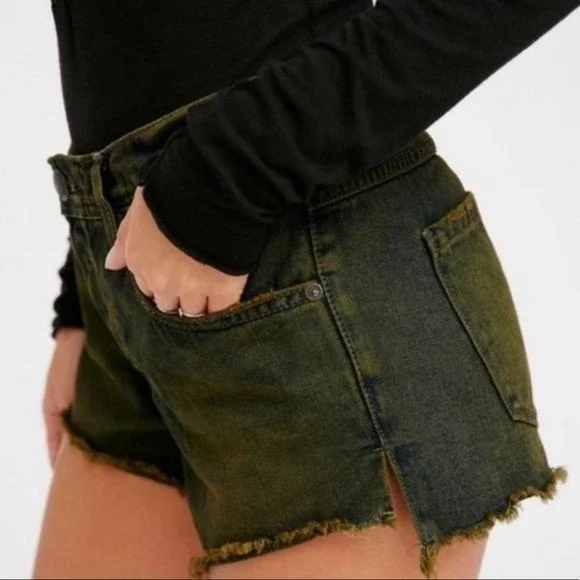 Free People Denim Cut-off Shorts in Emerald Acid Wash 25 - Picture 2 of 10